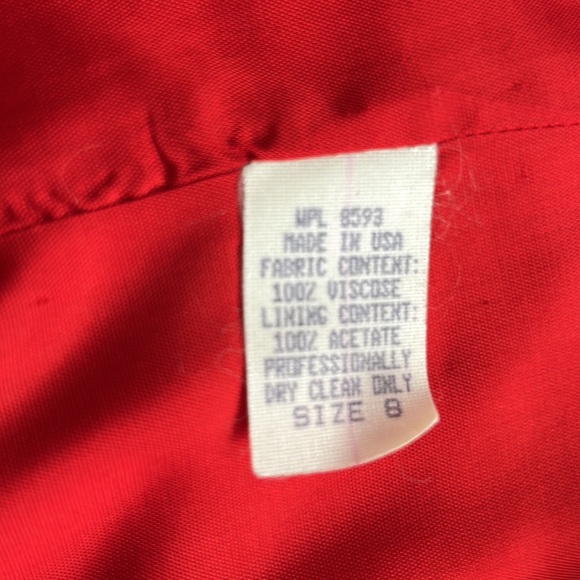 Neiman Marcus | Red Skirt Set | 8 - Picture 8 of 17